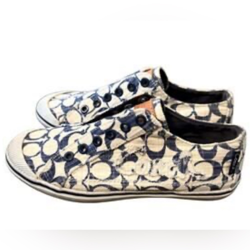 COACH KEELY SIGNATURE C LOGO CANVAS SLIP ON NAVY BLUE AND WHITE SIZE 8.5